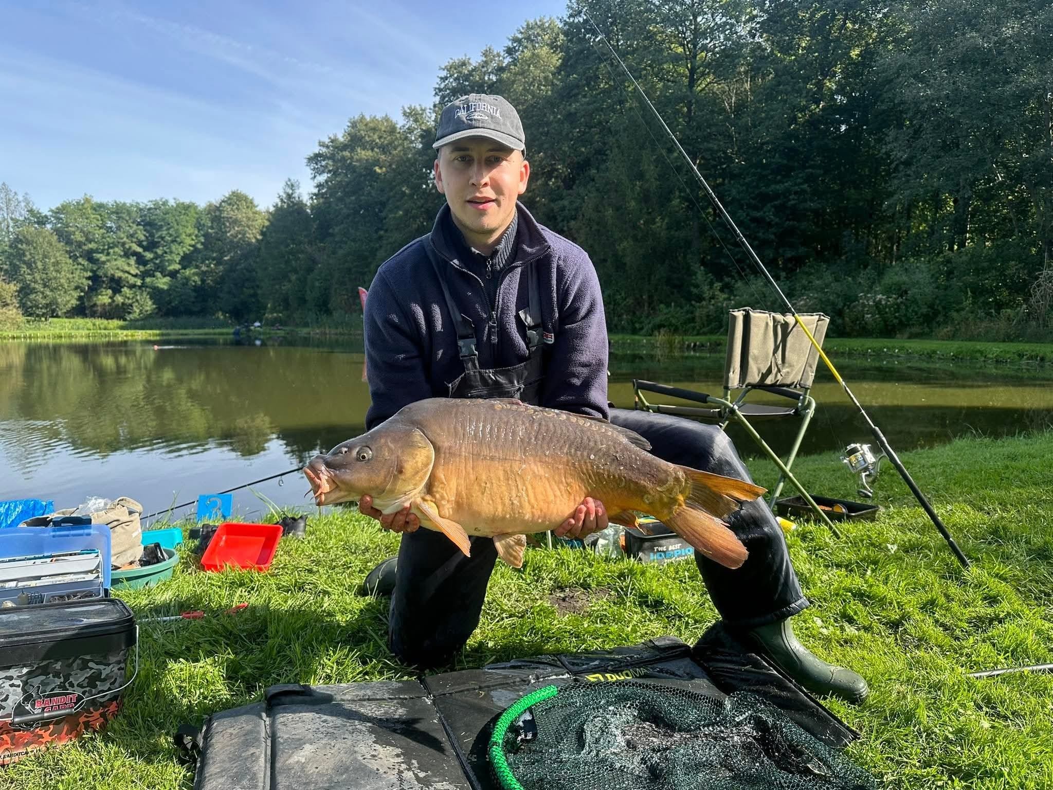 Sezon 2025 WhatsApp 85